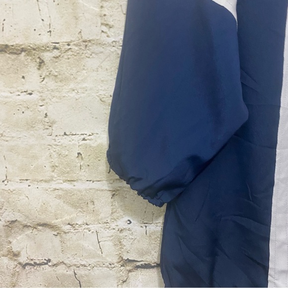 LOFT Blue White Striped Keyhole Neck 3/4 Sleeve Blouse - Picture 2 of 6